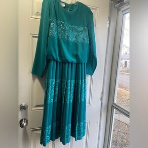 Vintage-style teal green dress